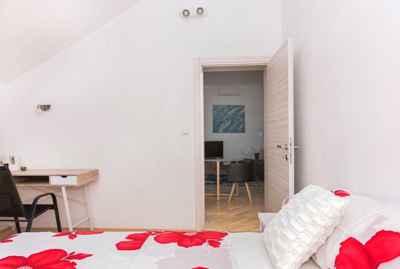 Apartman Kurika 시베니크 외부 사진
